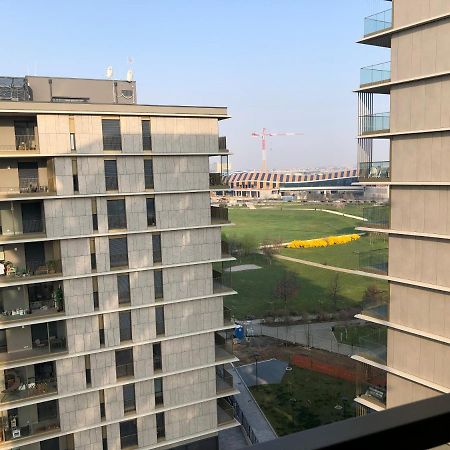 Loft With Terrace In Uptown Milan Near Rho Fiera Apartment Pero Bagian luar foto